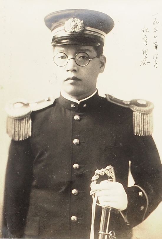 荒井退造写真